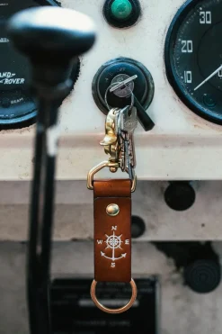 New Kiel James Patrick Keys To Adventure - White