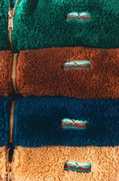 Online Kiel James Patrick The Maine Moose Fleece