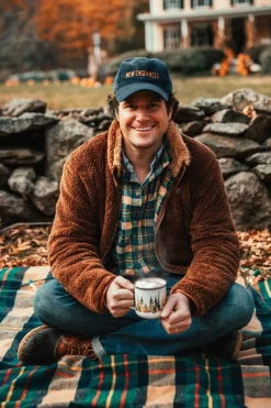 Online Kiel James Patrick The Maine Moose Fleece